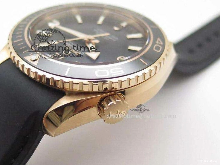 0112 Bright Planet Ocean Professional Rose Gold Liquid Metal V6F 45mm on Black Rubber Strap A 8287